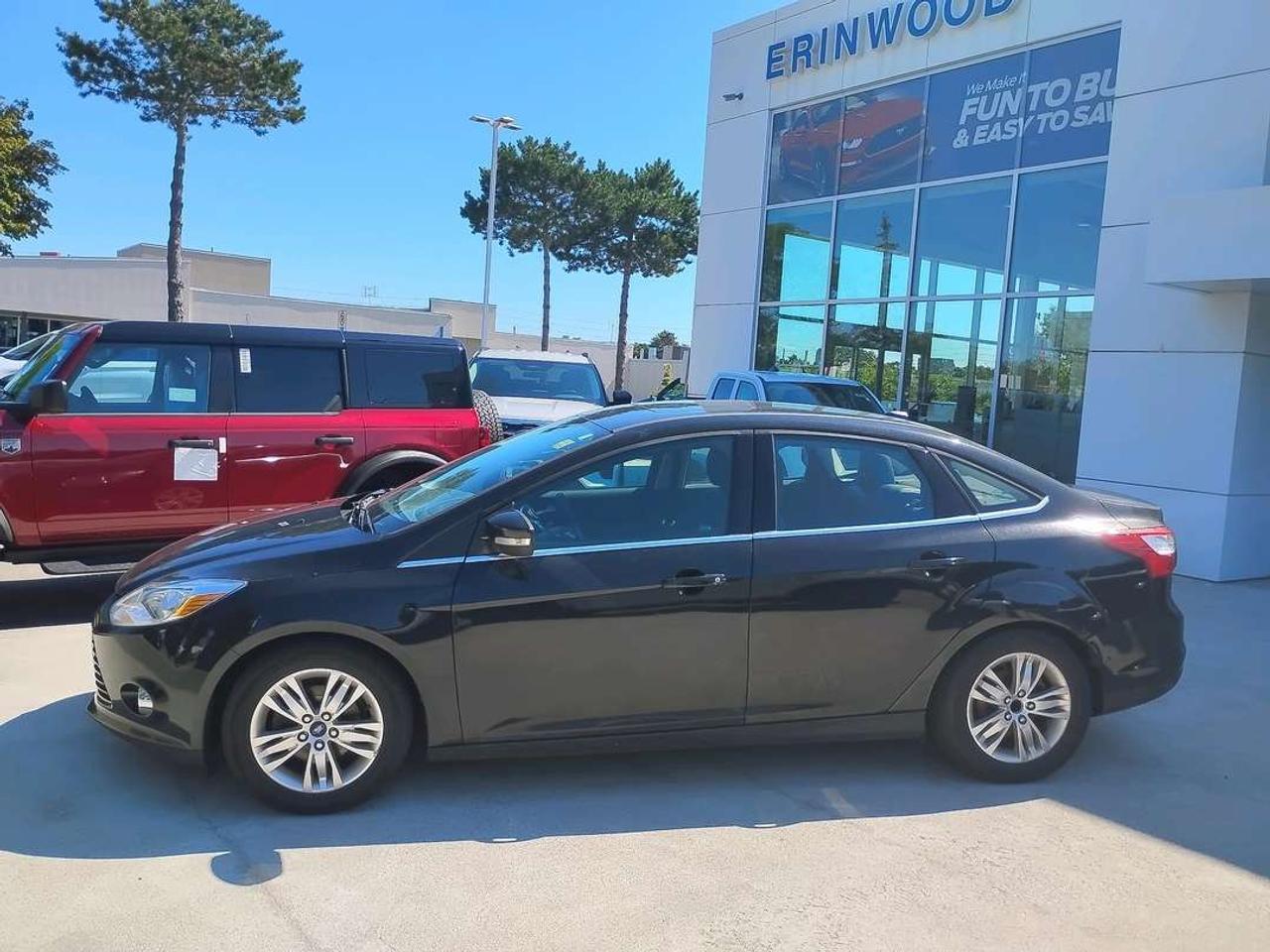 2012 Ford Focus SEL Photo3