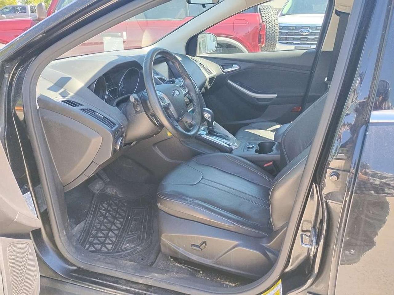 2012 Ford Focus SEL Photo