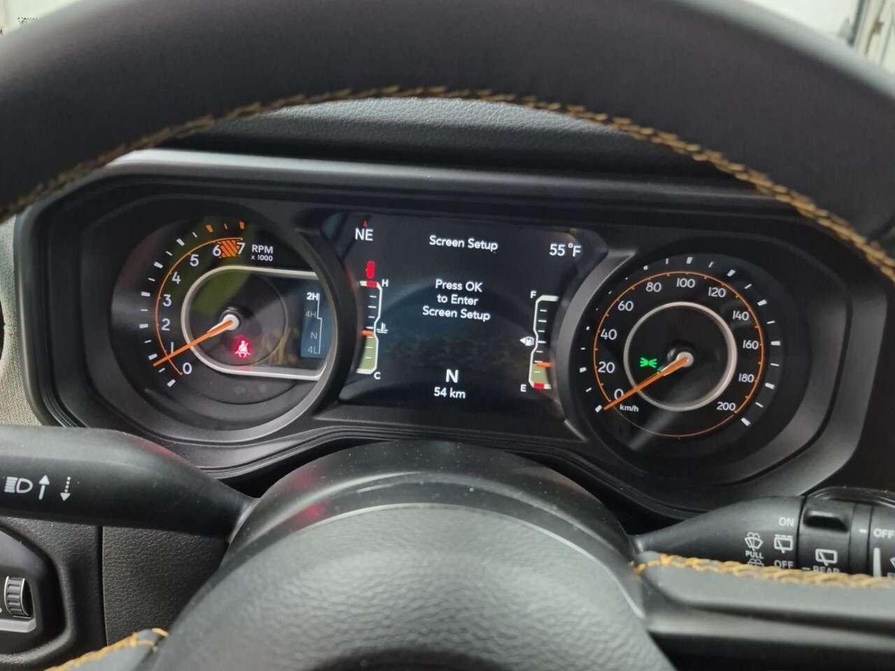 2025 Jeep Wrangler Willys 2 Door 4x4 6 SPD MANUAL   CARPLAY   WILLYS   TRAILER TOW   LIKE NEW!! Photo3