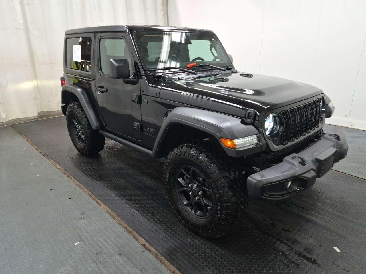 2025 Jeep Wrangler Willys 2 Door 4x4 6 SPD MANUAL   CARPLAY   WILLYS   TRAILER TOW   LIKE NEW!! Photo1