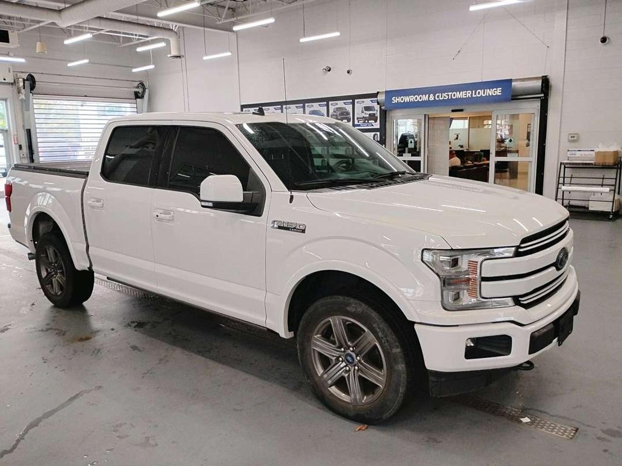 2020 Ford F-150 Lariat Photo