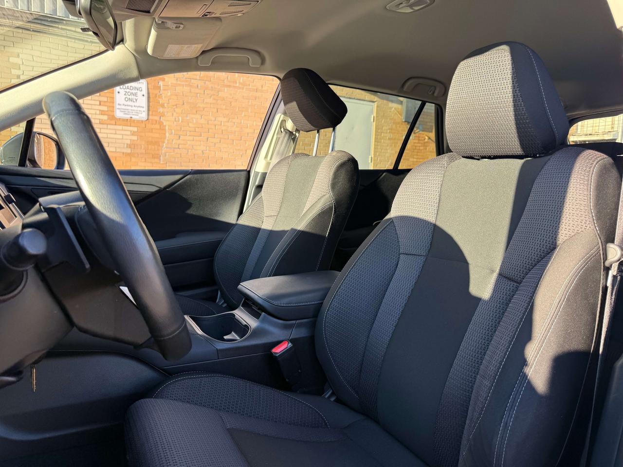 2023 Subaru Outback No Accidents l Convenience l AWD l 2.5i l CarPlay Photo