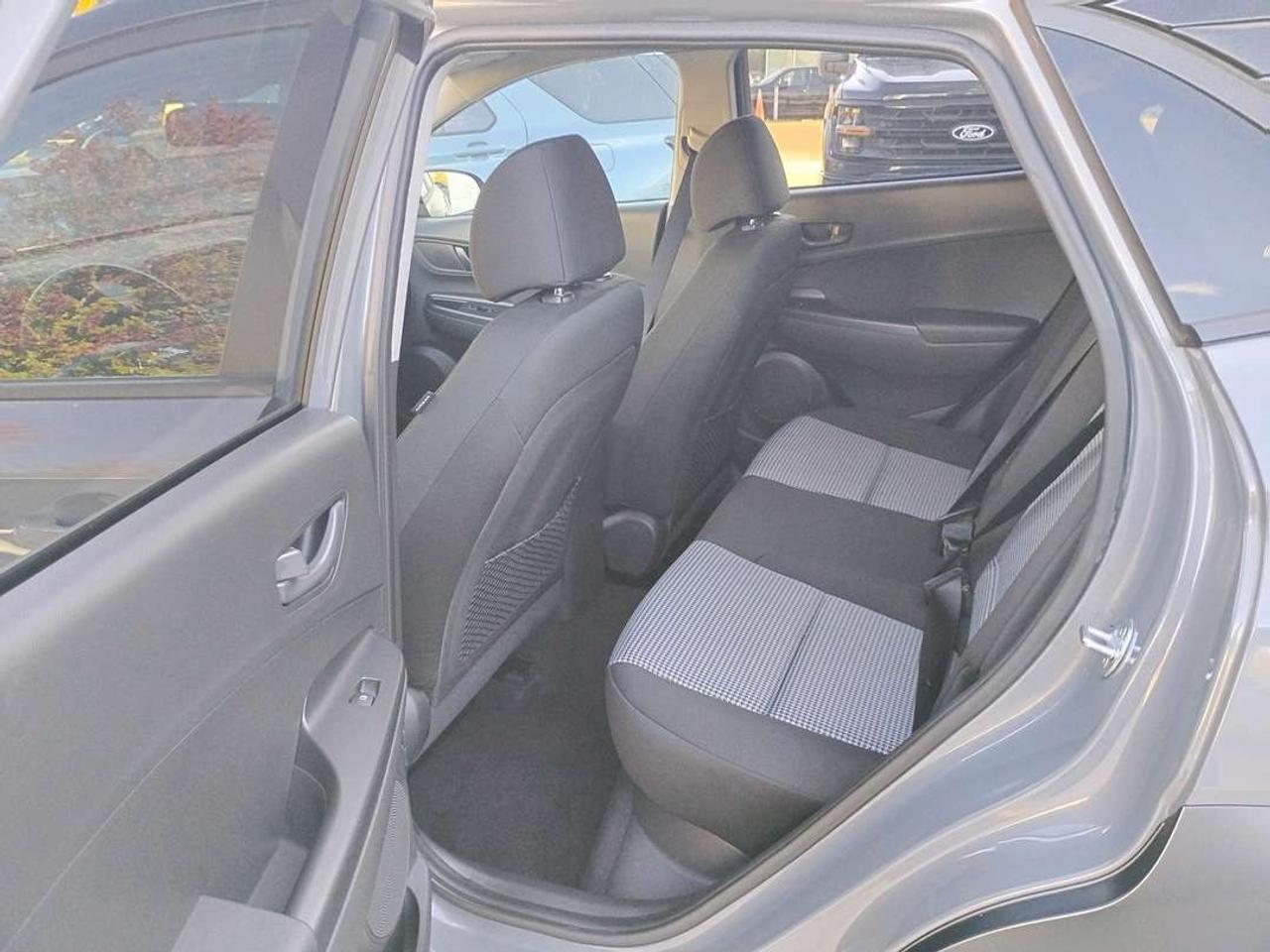 2021 Hyundai KONA Trend Photo