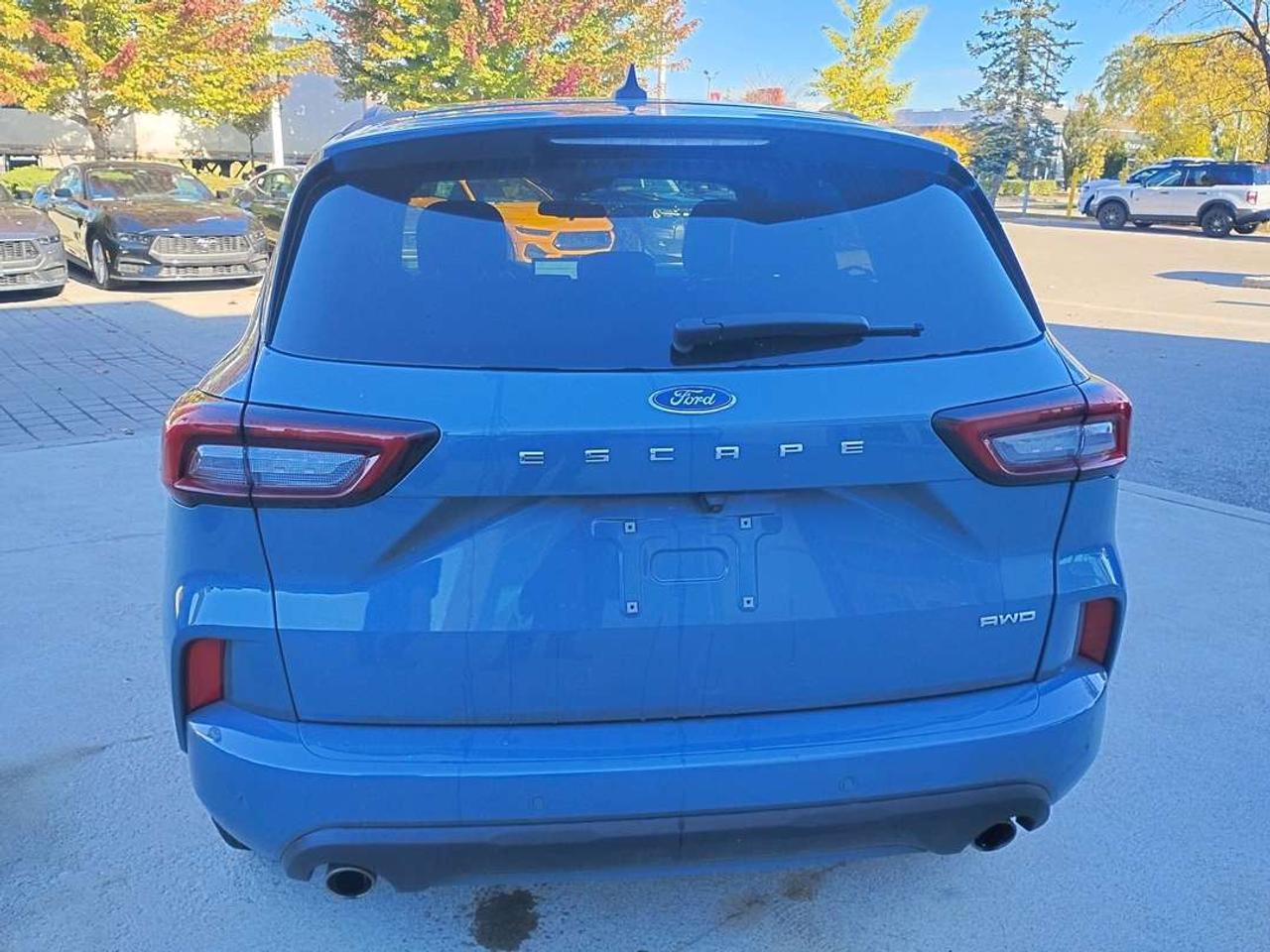 2024 Ford Escape ST-Line Select AWD Photo