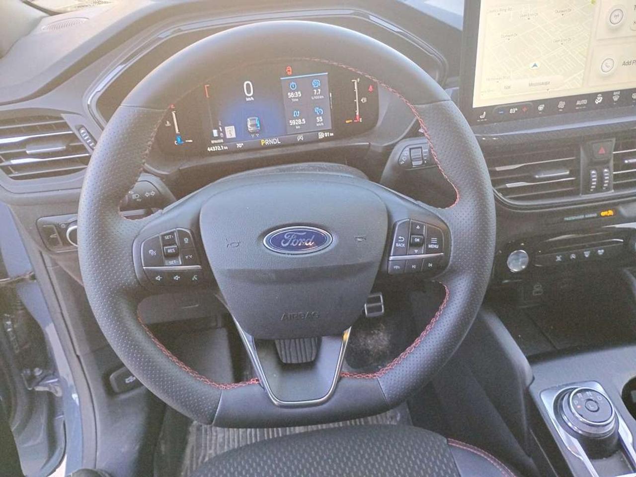 2024 Ford Escape ST-Line Select AWD Photo