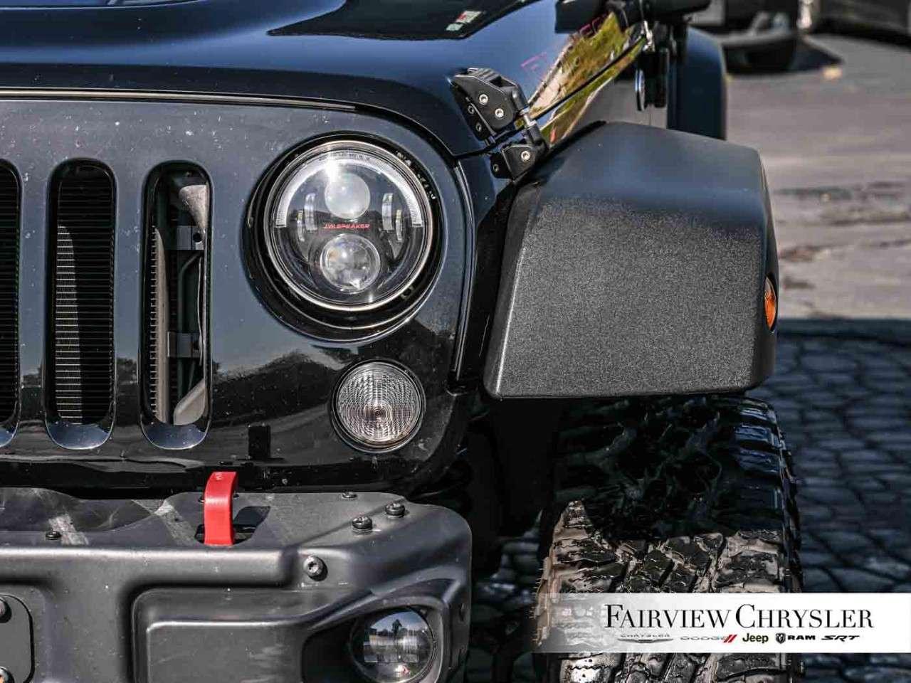 2016 Jeep Wrangler 4WD 4dr Rubicon LIFT   MANUAL TRANSMISSON   NAVIGATION   HEATED SEATS   KEYLESS ENTRY Photo