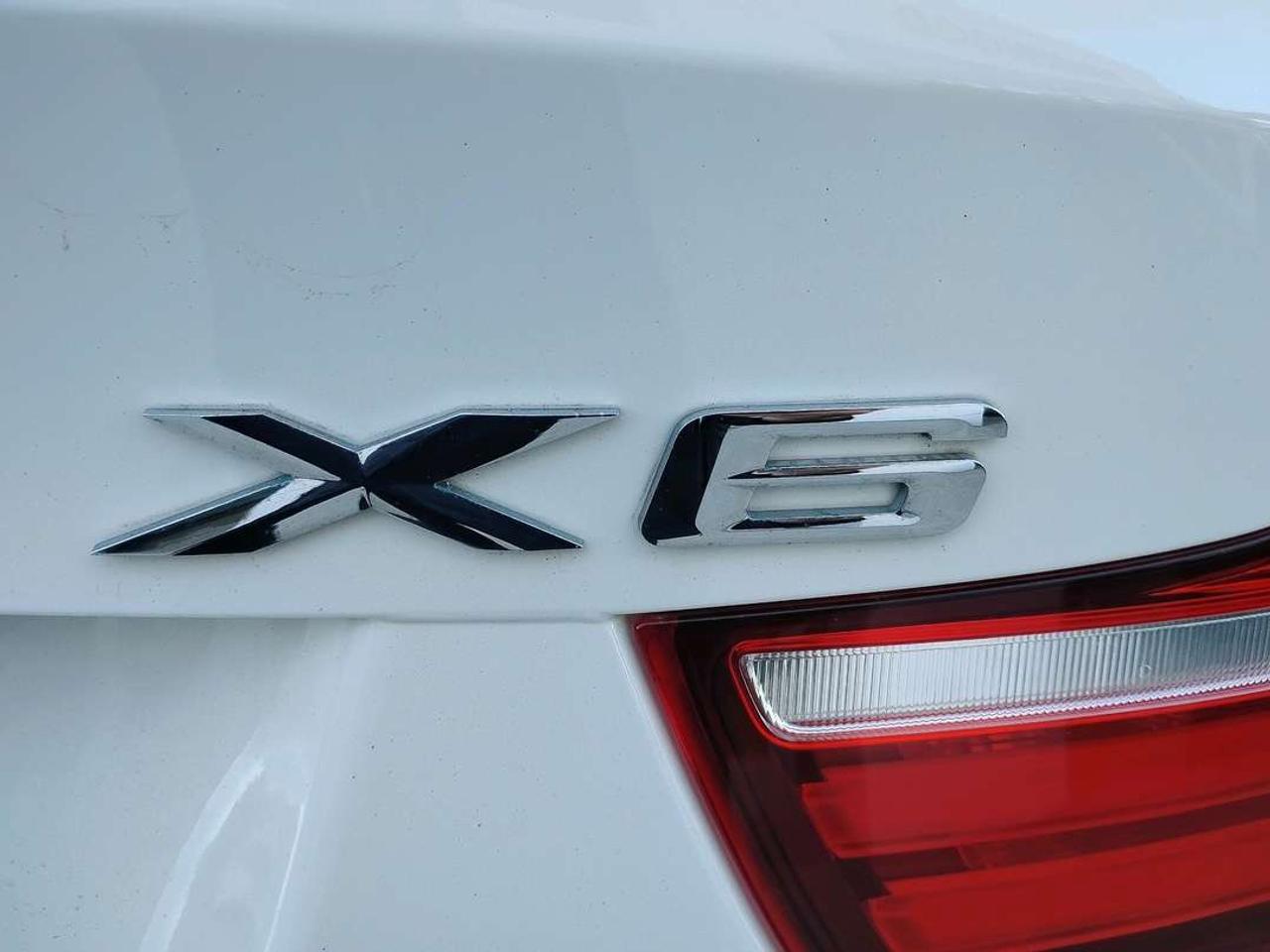 2014 BMW X6 xDrive35i Photo
