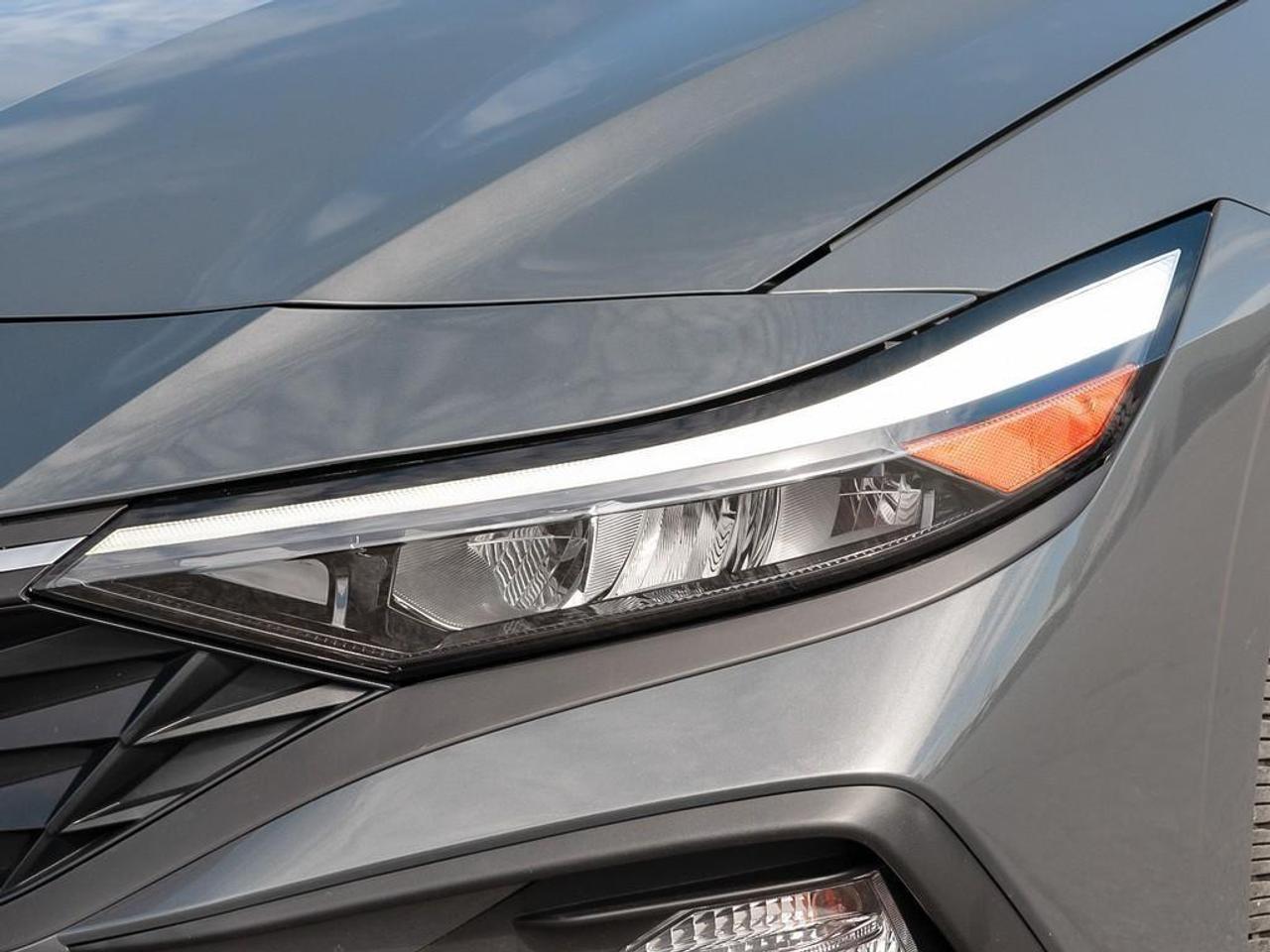 2025 Hyundai Elantra  Photo