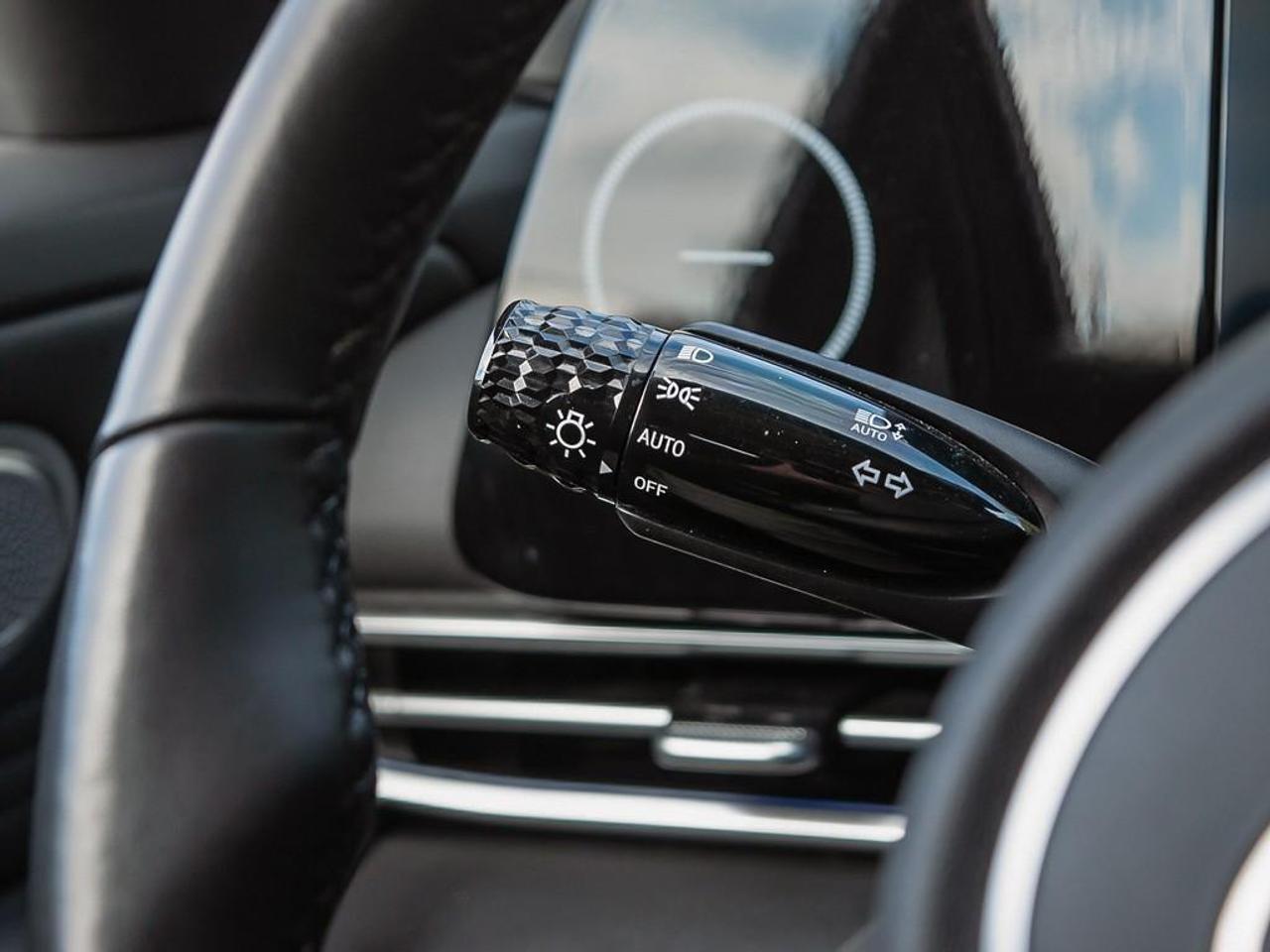 2025 Hyundai Elantra  Photo