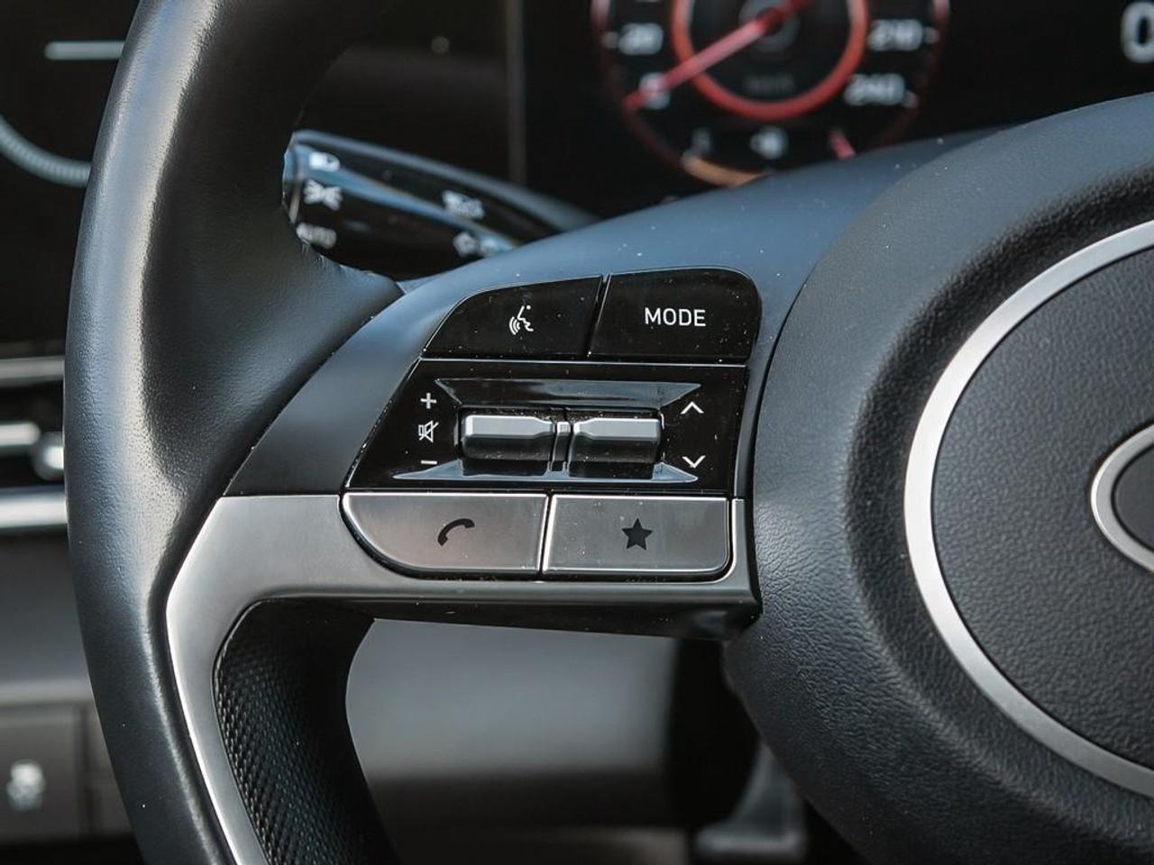 2025 Hyundai Elantra  Photo