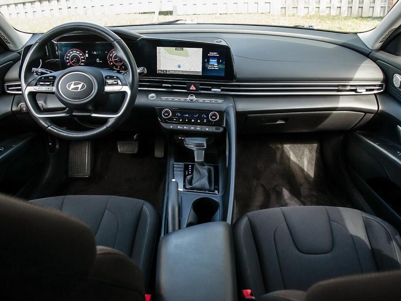 2025 Hyundai Elantra  Photo