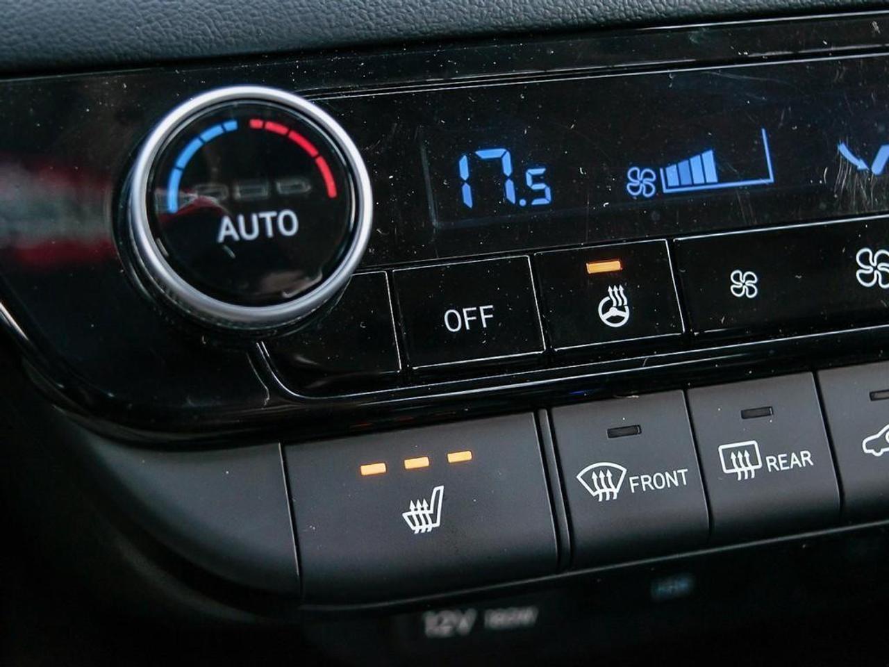 2025 Hyundai Elantra  Photo