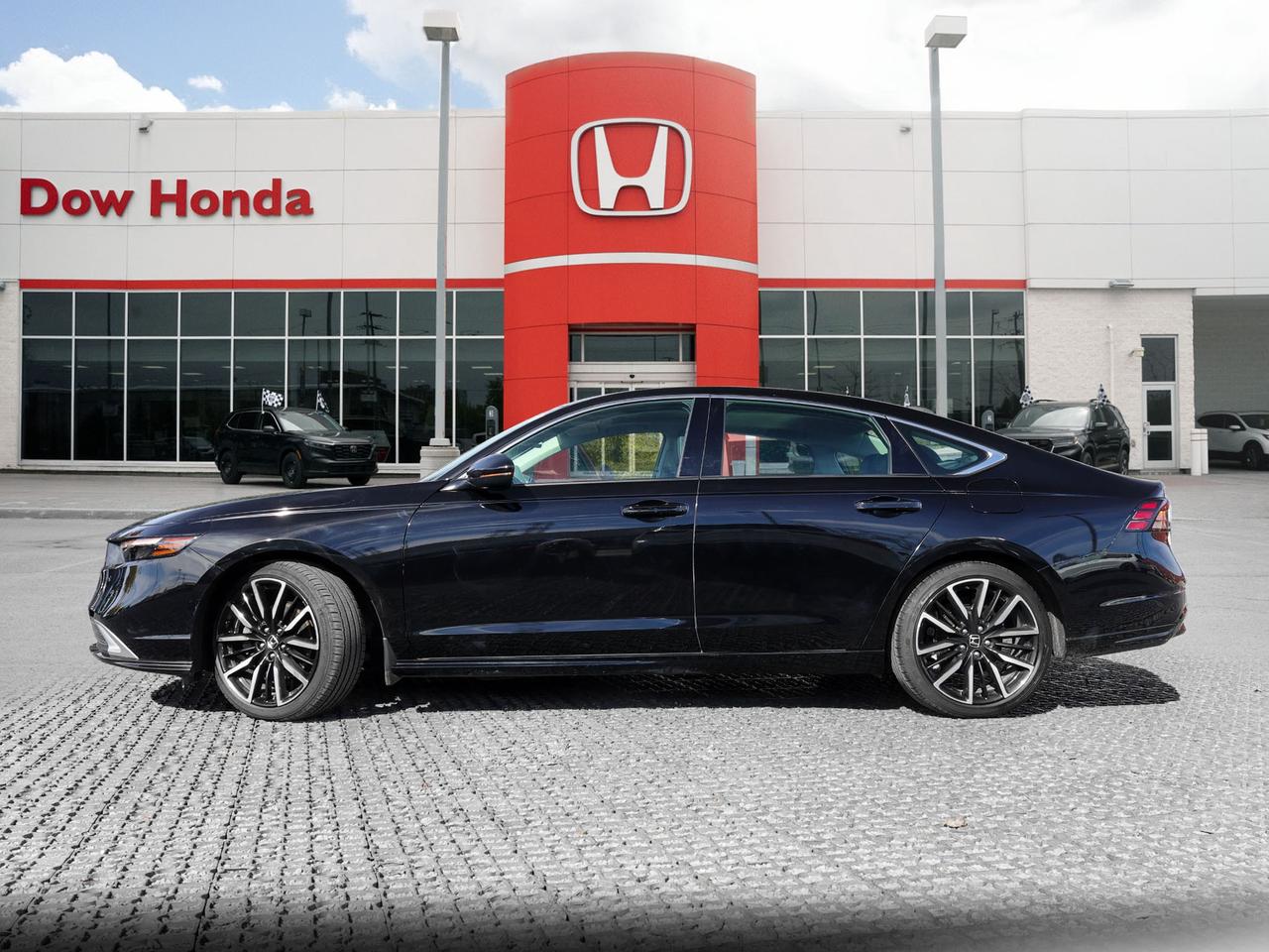 2025 Honda Accord Hybrid Touring 4dr Sedan Photo