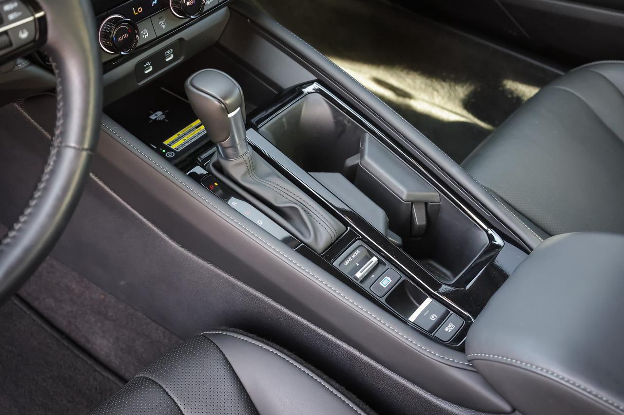 2025 Honda Accord Hybrid Touring 4dr Sedan Photo
