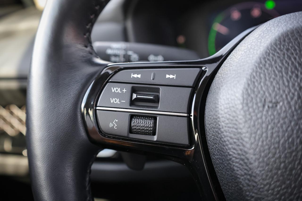 2025 Honda Accord Hybrid Touring 4dr Sedan Photo