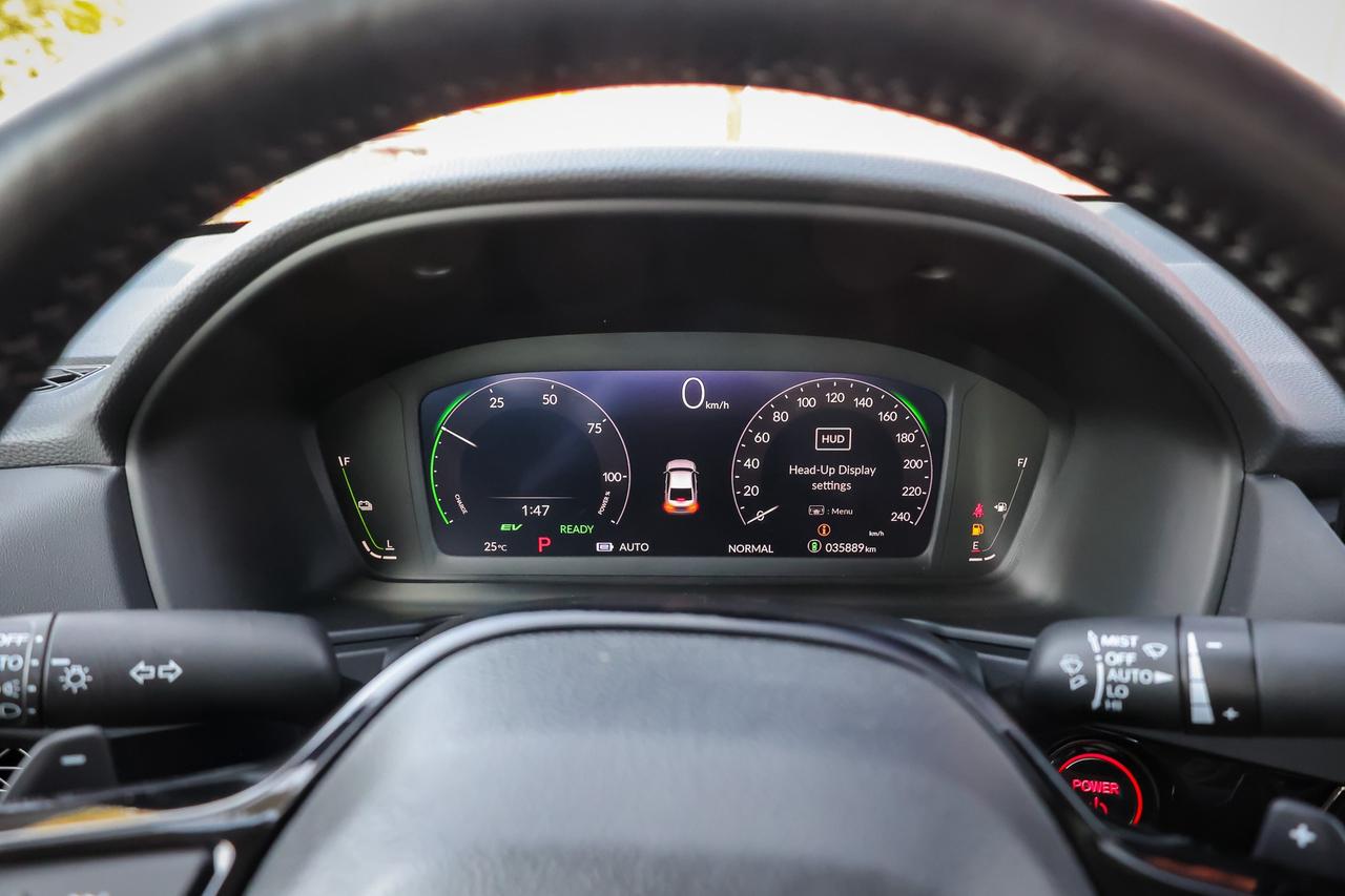 2025 Honda Accord Hybrid Touring 4dr Sedan Photo