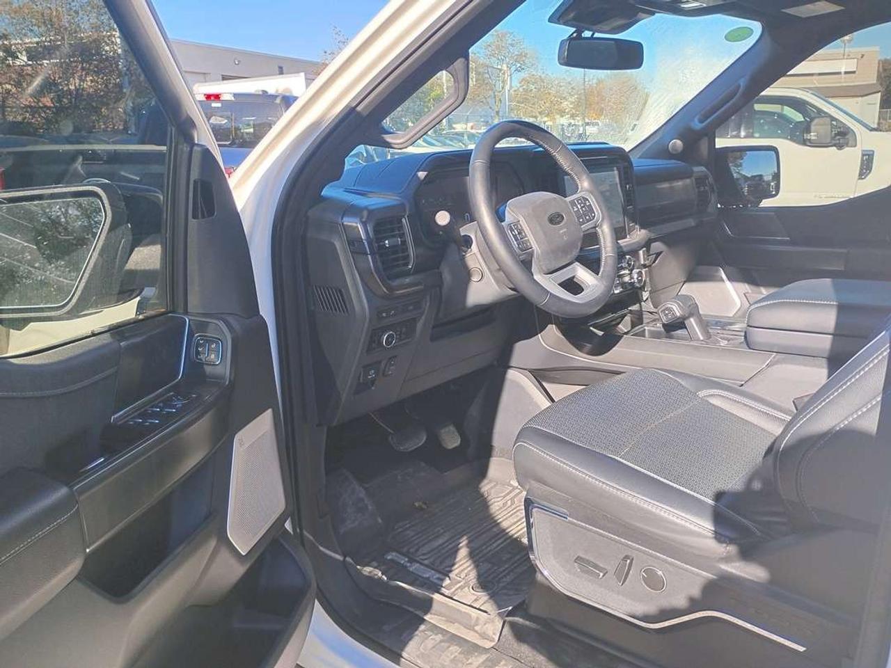 2024 Ford F-150 Lariat Photo
