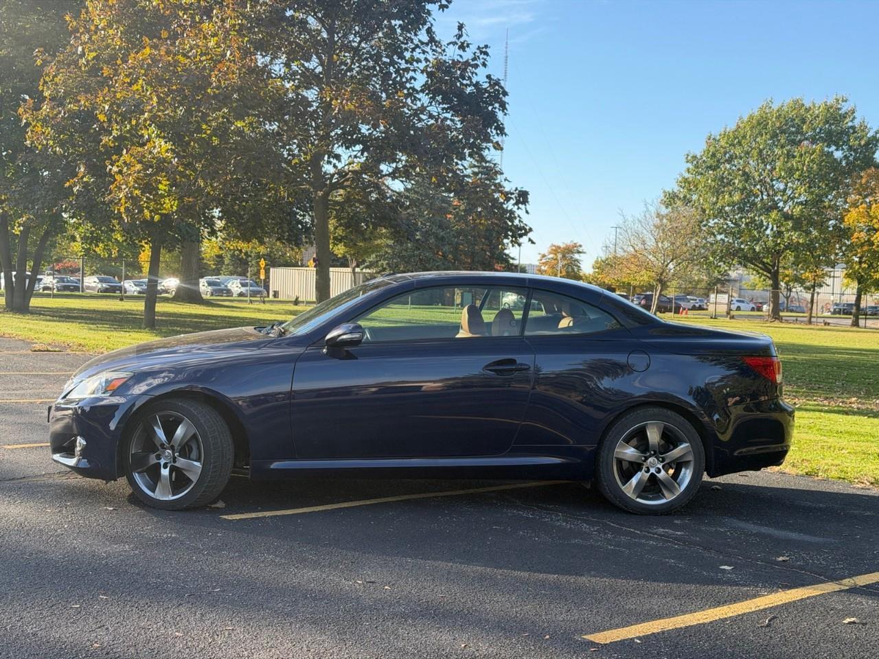 2012 Lexus IS 250C  Photo1