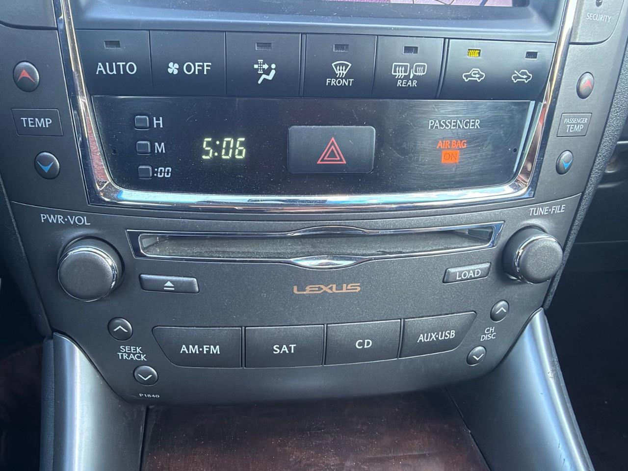 2012 Lexus IS 250C  Photo