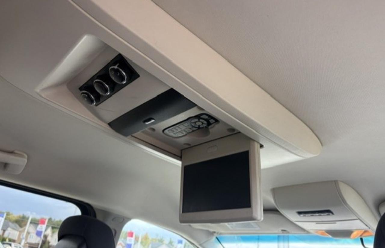 2010 Dodge Grand Caravan SE Passenger Van Photo3