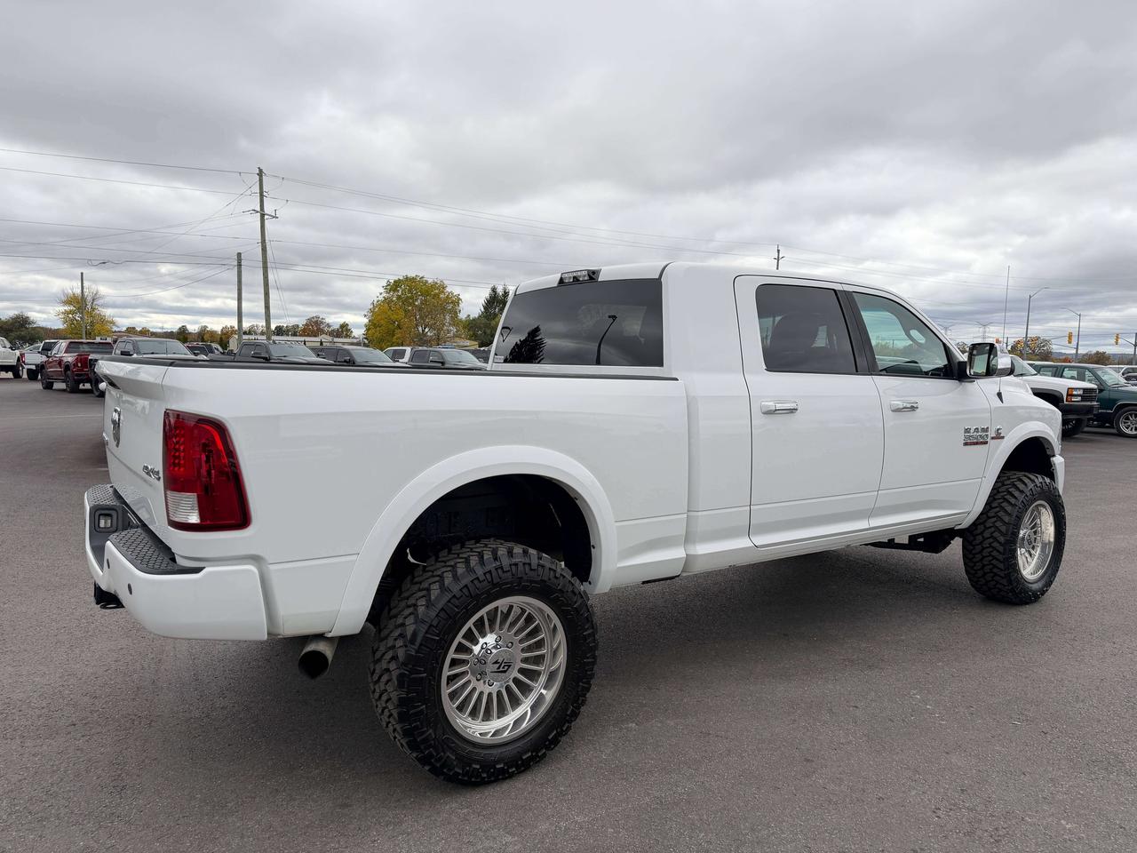 2014 RAM 3500 Limited Longhorn Photo