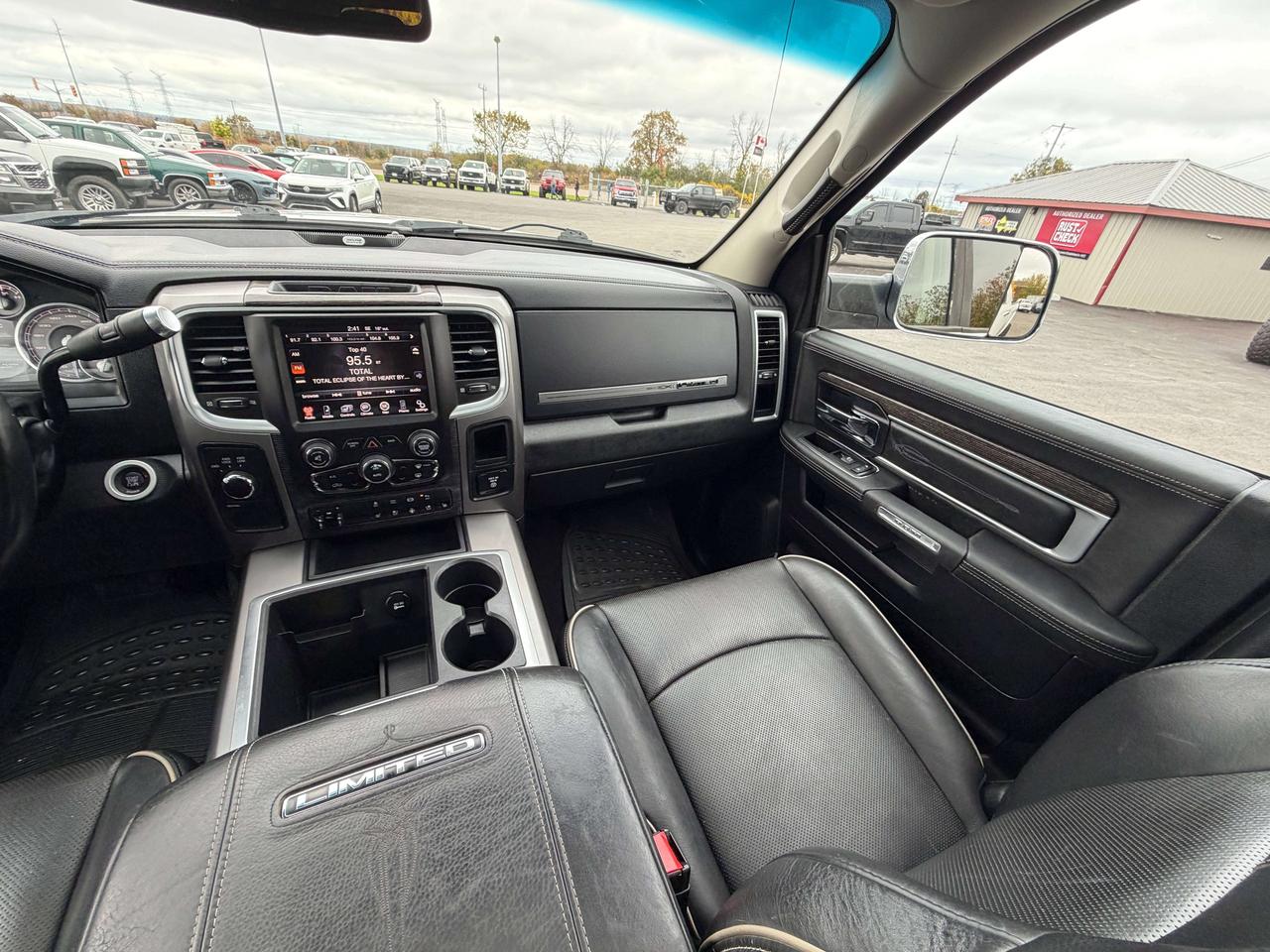 2014 RAM 3500 Limited Longhorn Photo