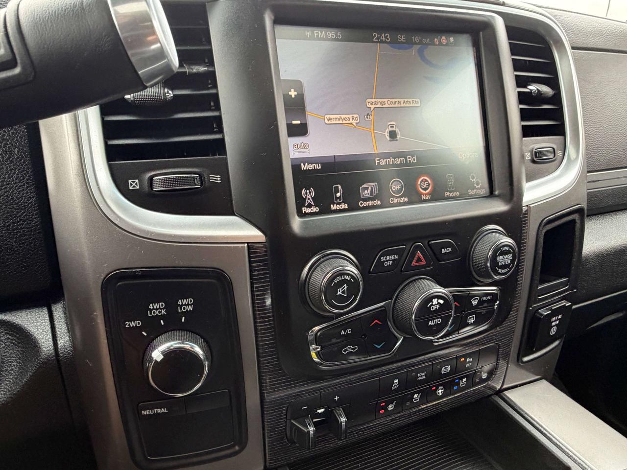 2014 RAM 3500 Limited Longhorn Photo