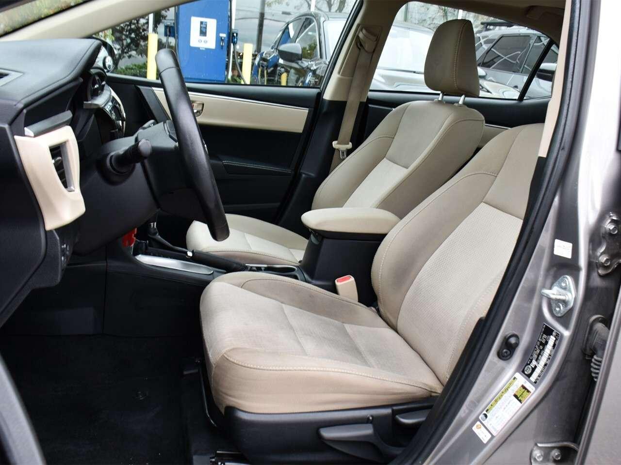 2015 Toyota Corolla  Photo