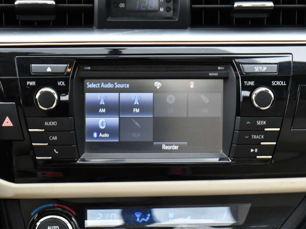 2015 Toyota Corolla  Photo