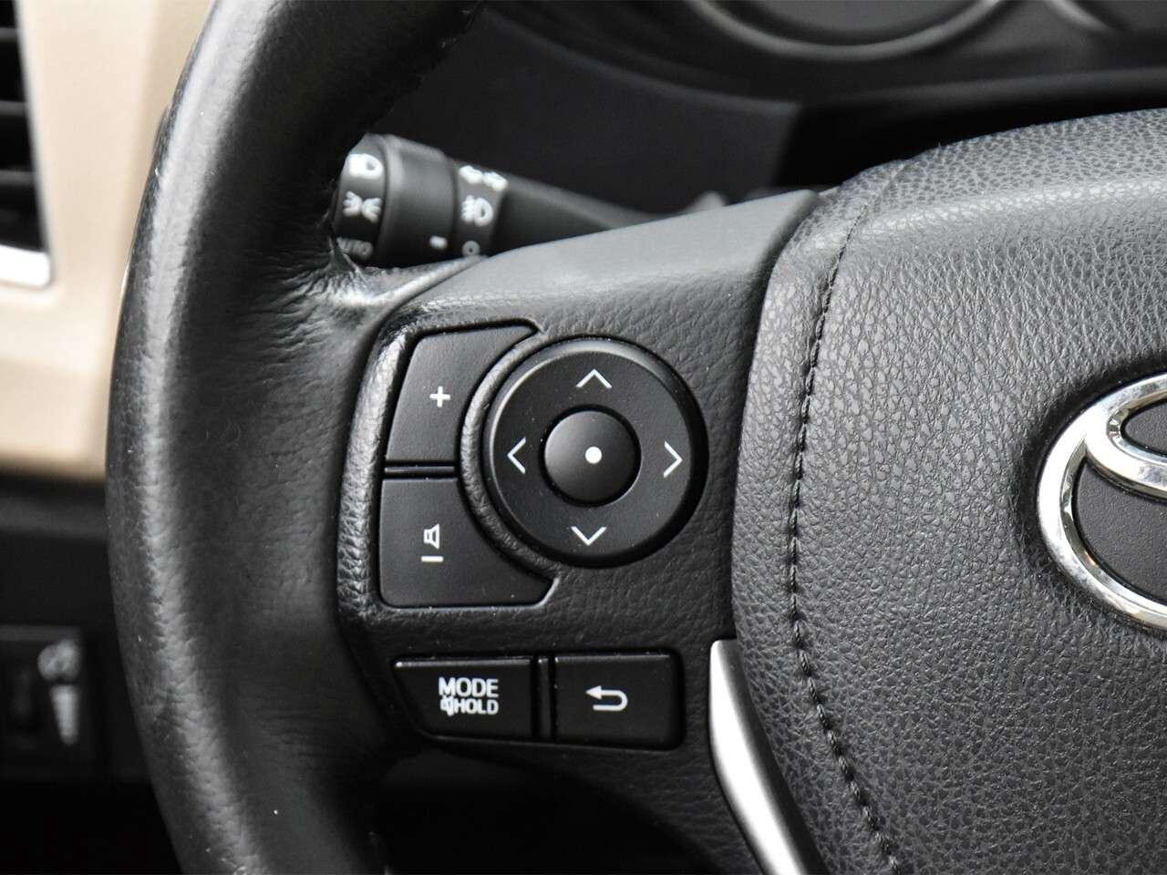 2015 Toyota Corolla  Photo
