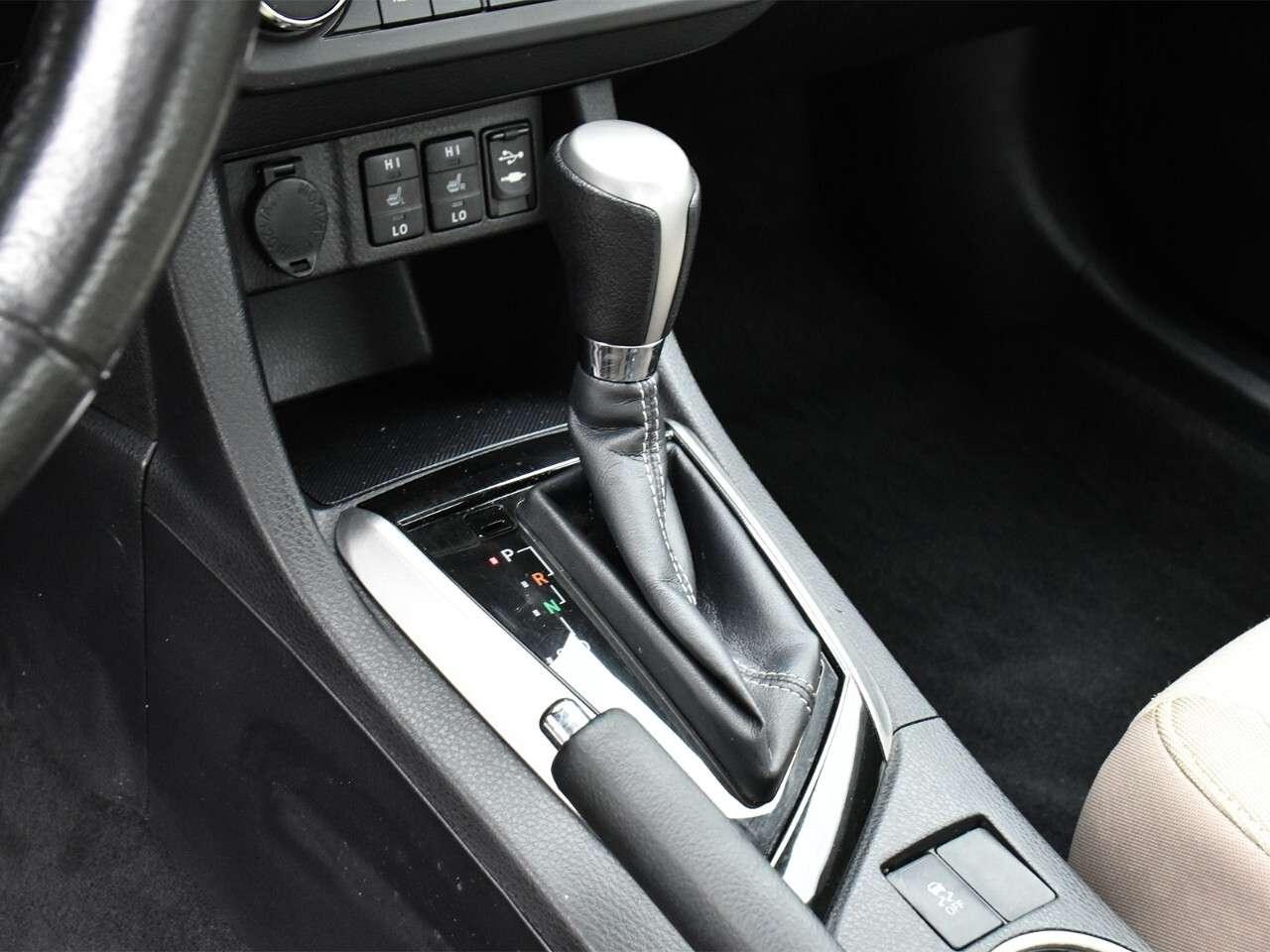 2015 Toyota Corolla  Photo