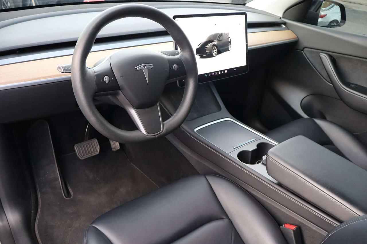 2022 Tesla Model Y Long Range DUAL MOTOR AWD NO ACCIDENT $141/WEEKLY Photo