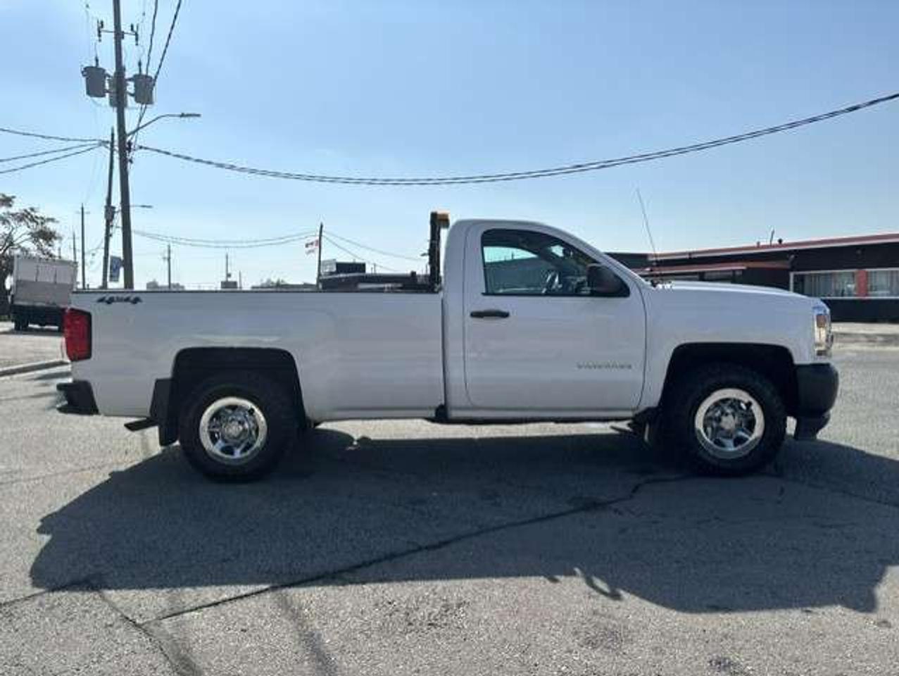 2016 Chevrolet Silverado 1500 4WD 5.3L V8 **REGULAR CAB-8 FOOT LONG BOX** Photo