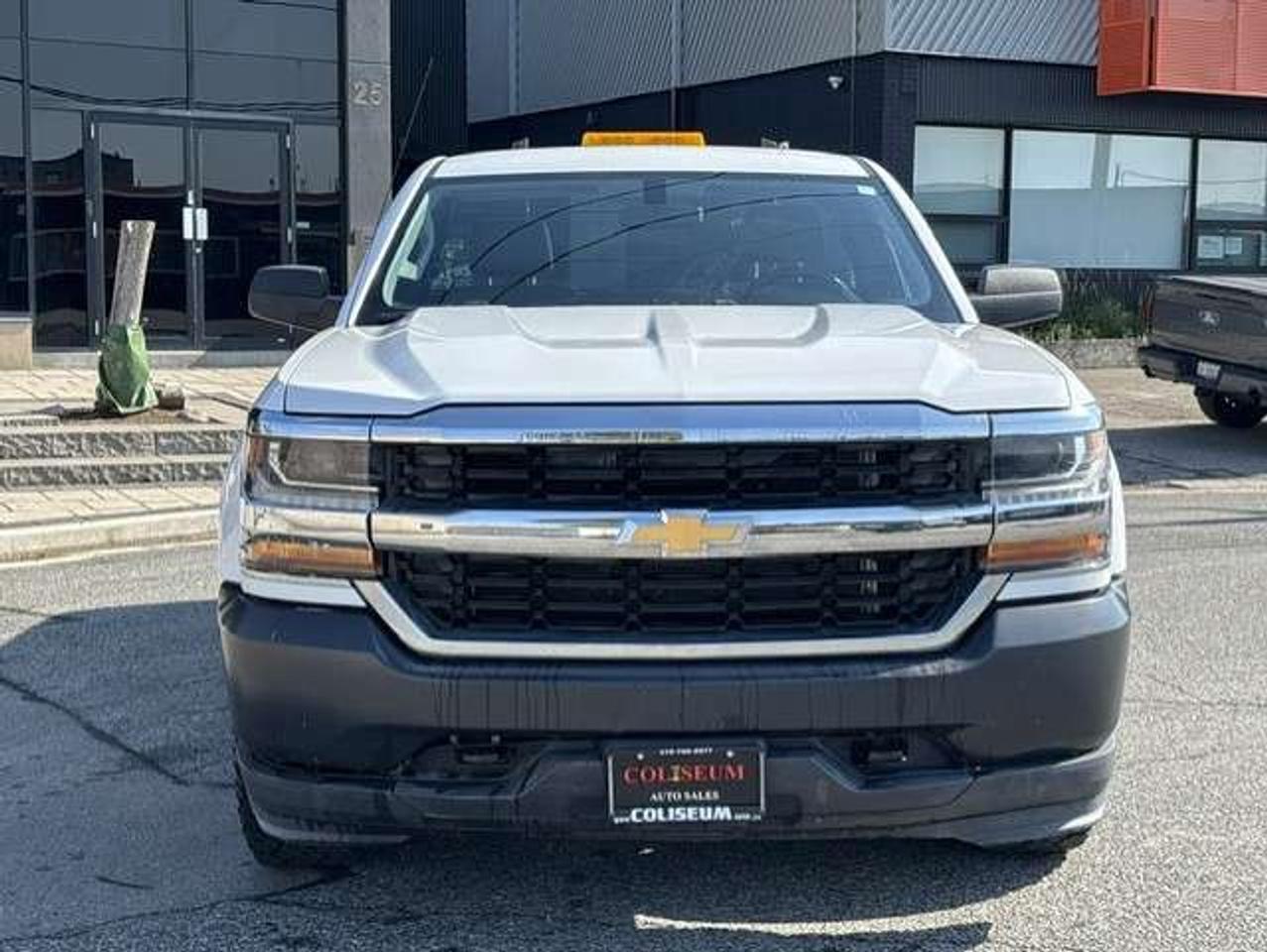 2016 Chevrolet Silverado 1500 4WD 5.3L V8 **REGULAR CAB-8 FOOT LONG BOX** Photo