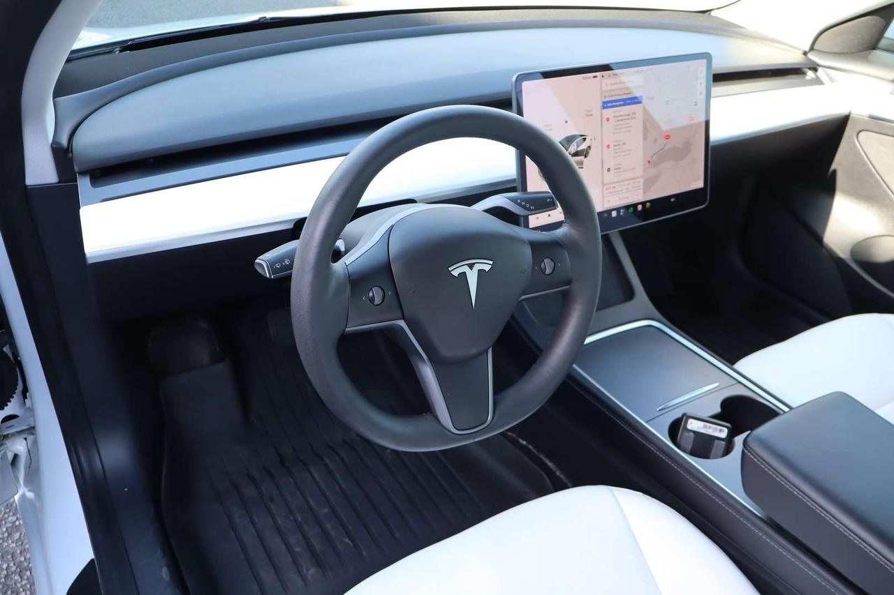 2021 Tesla Model 3 Standard Range Plus White Premium Interior No Accident Photo