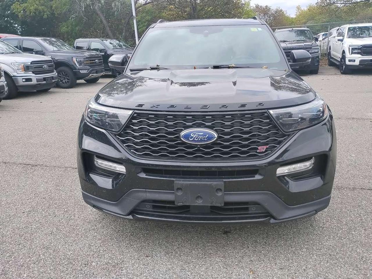 2022 Ford Explorer ST Photo