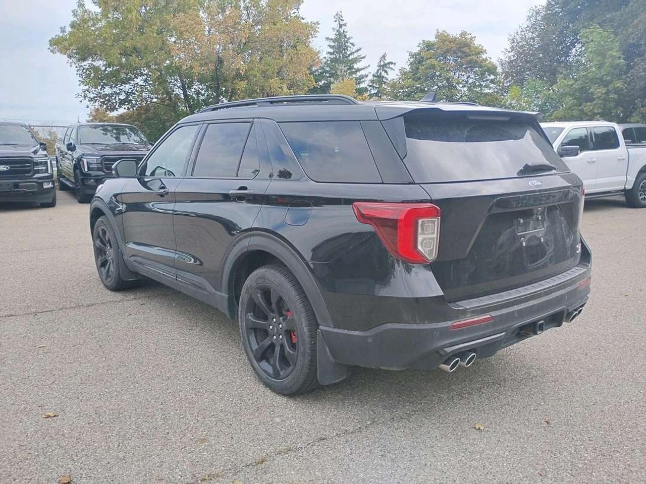 2022 Ford Explorer ST Photo