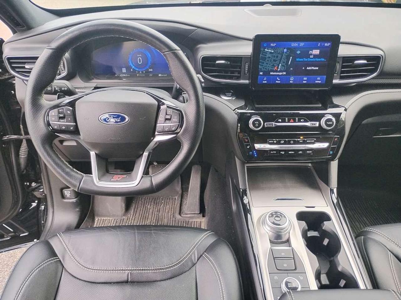 2022 Ford Explorer ST Photo