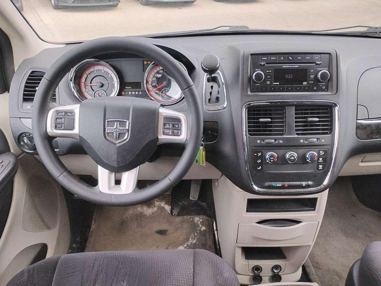 2014 Dodge Grand Caravan SE Photo