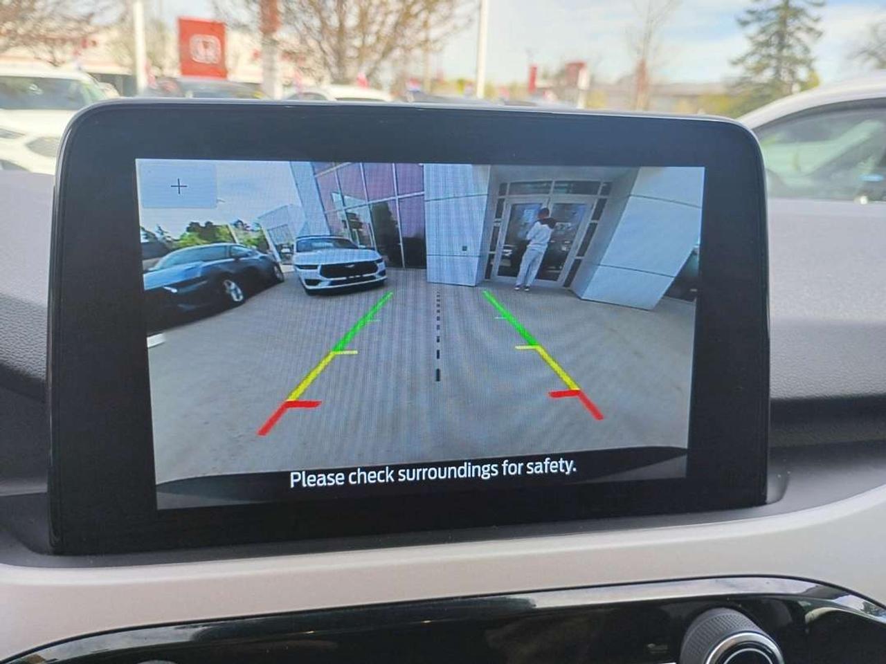 2022 Ford Escape SE Photo