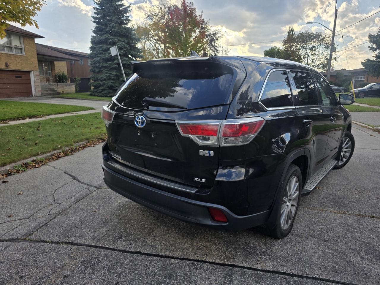 2016 Toyota Highlander Hybrid LIMITED Photo2