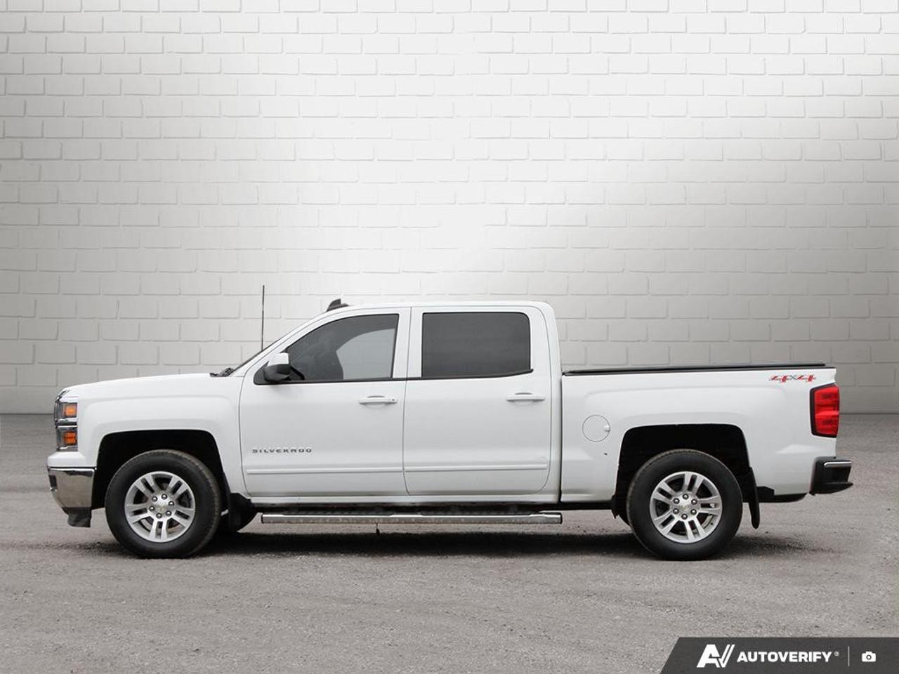 2015 Chevrolet Silverado 1500 Crew Cab Short Box 4-Wheel Drive LT w/1LT Photo