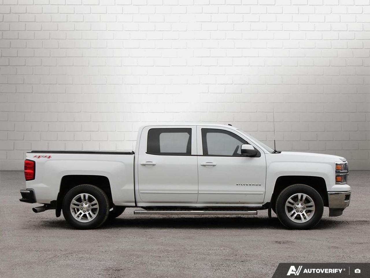 2015 Chevrolet Silverado 1500 Crew Cab Short Box 4-Wheel Drive LT w/1LT Photo
