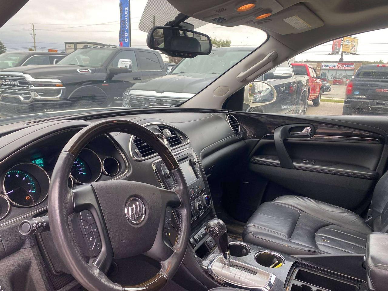 2015 Buick Enclave Premium AWD ~Nav ~Roof ~Leather ~Blind Spot ~BOSE Photo