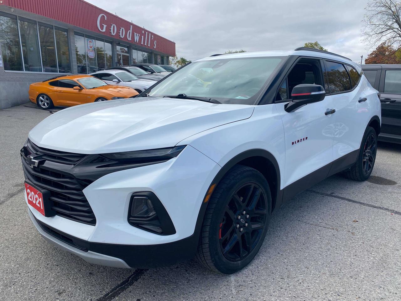 2021 Chevrolet Blazer LT, 2.0L, REMOTE START, BACK UP CAM, HEATED CLOTH! Photo