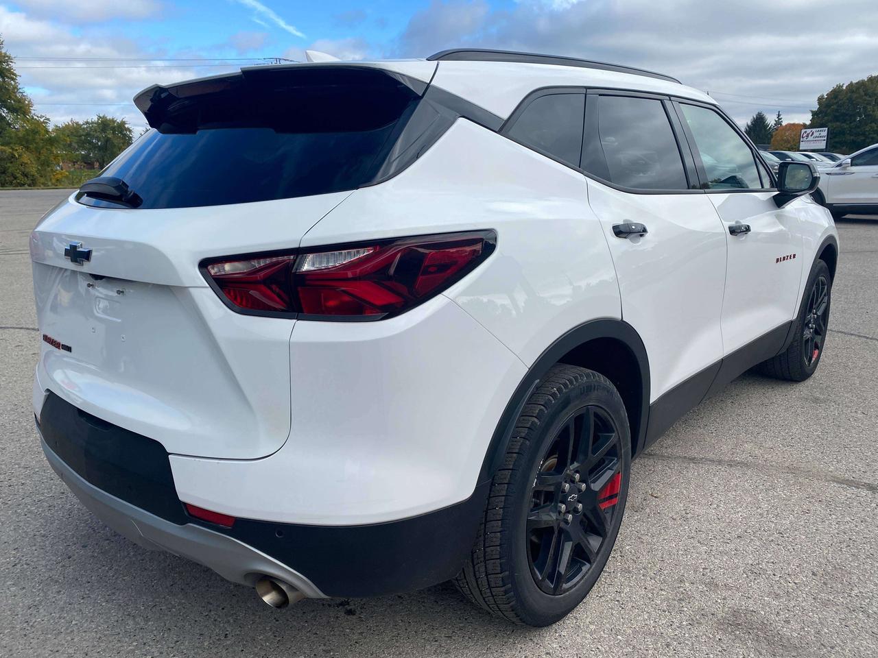 2021 Chevrolet Blazer LT, 2.0L, REMOTE START, BACK UP CAM, HEATED CLOTH! Photo