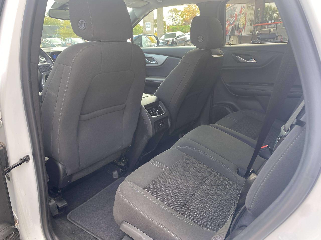 2021 Chevrolet Blazer LT, 2.0L, REMOTE START, BACK UP CAM, HEATED CLOTH! Photo