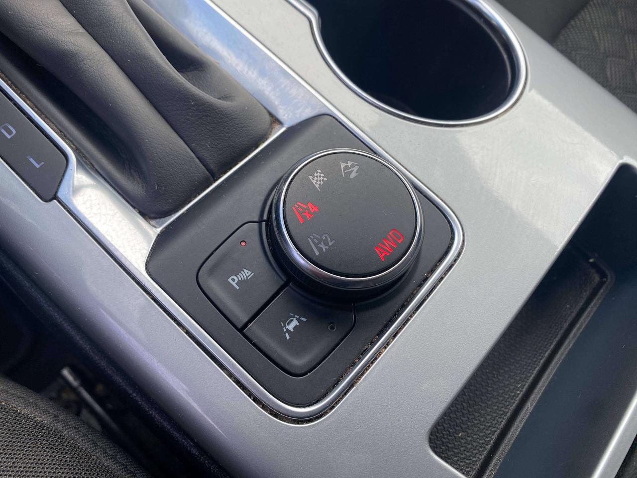 2021 Chevrolet Blazer LT, 2.0L, REMOTE START, BACK UP CAM, HEATED CLOTH! Photo