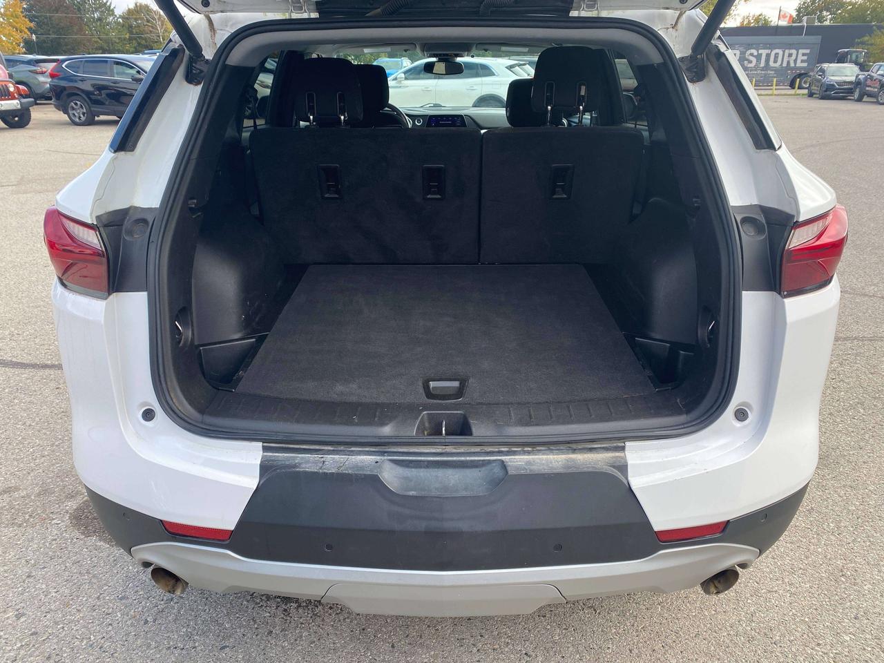 2021 Chevrolet Blazer LT, 2.0L, REMOTE START, BACK UP CAM, HEATED CLOTH! Photo