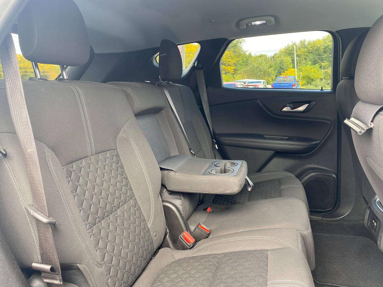 2021 Chevrolet Blazer LT, 2.0L, REMOTE START, BACK UP CAM, HEATED CLOTH! Photo